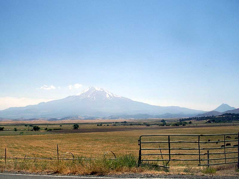 Last sight of Shasta, from Gazelle-Callahan Rd.