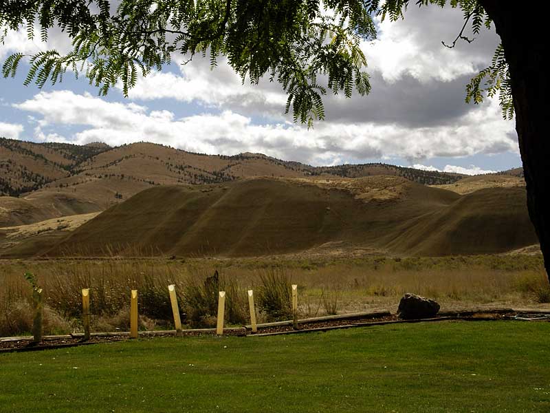 View from Painted Hills visitors center