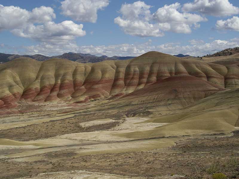 Painted Hills from the viewpoint