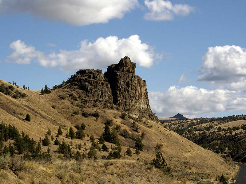 Crag above road on the way to Mitchell