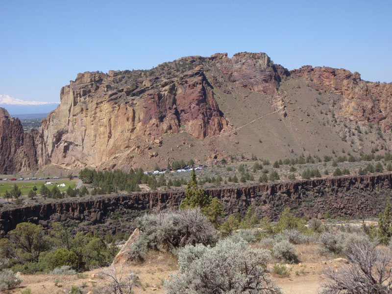 Cars galore on Memorial weekend Saturday. We were planning to climb at Adit Rock, but it was closed for raptor nesting, so we continued on to Koala Rock