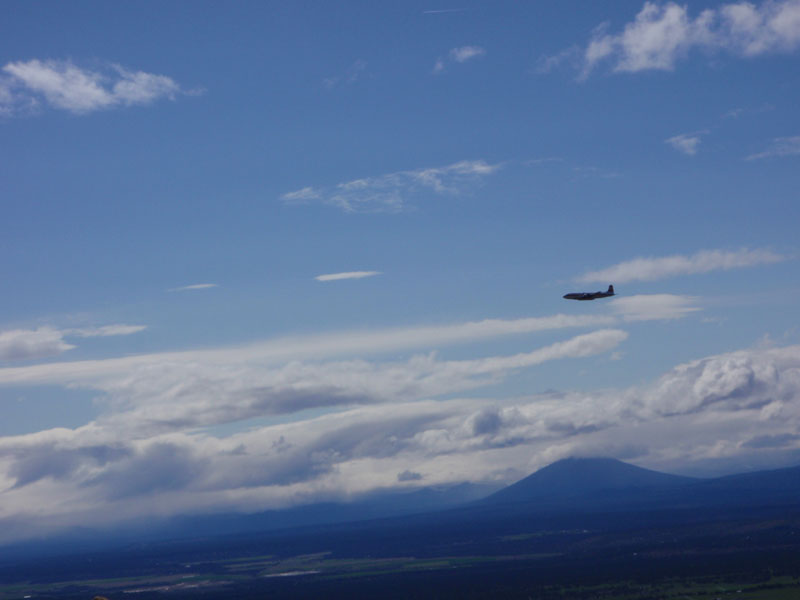 Plane on approach to Redmond