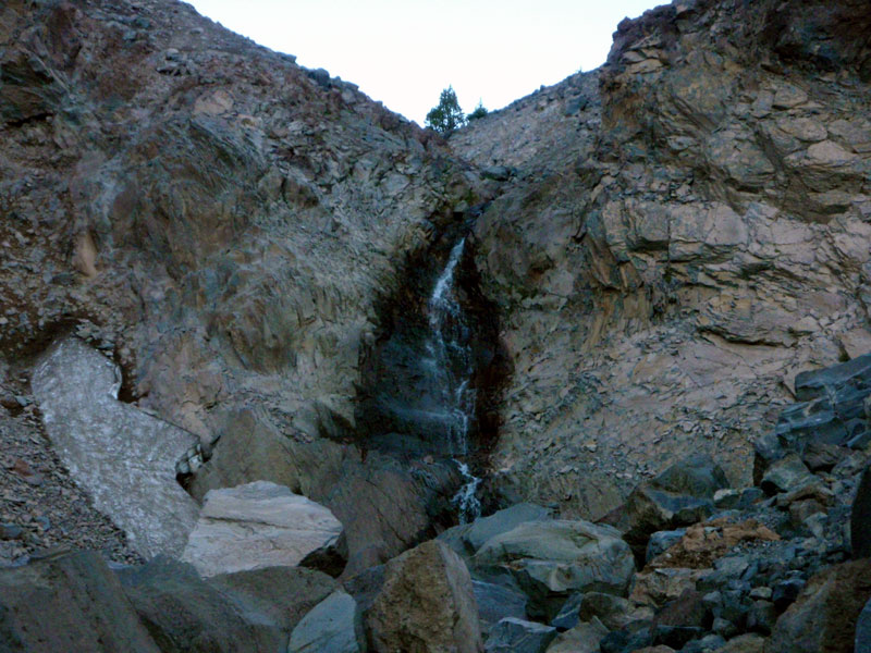 Waterfall at start of Green Lakes climbers trail