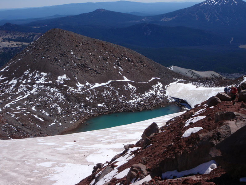 Descent via Green Lakes climbers trail