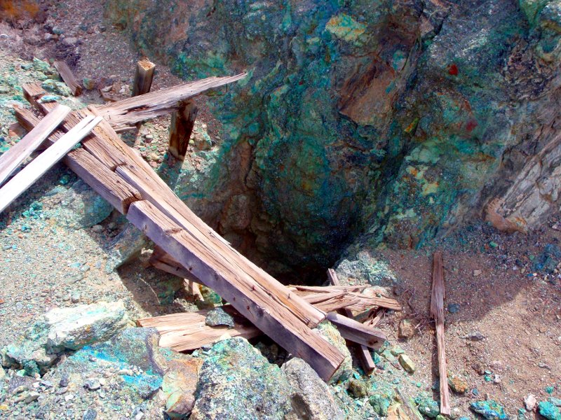 Exploratory mine on Ubehebe Peak